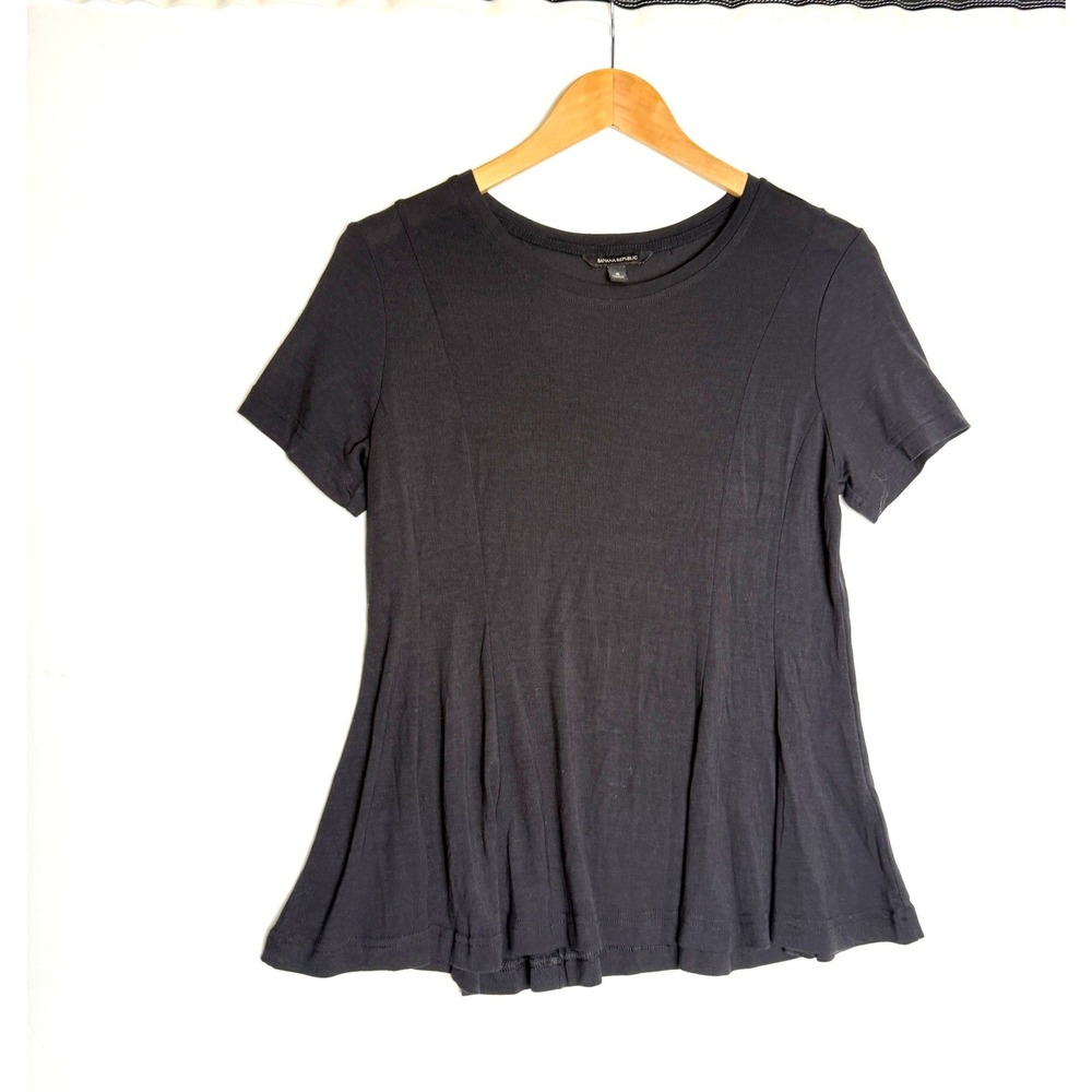 Banana Republic Black Short Sleeve Fit and Flare Knit Peplum Top Small